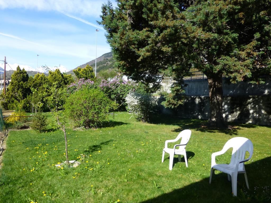 Hotel Beau Sejour Giampietro Andrea Sarre Buitenkant foto