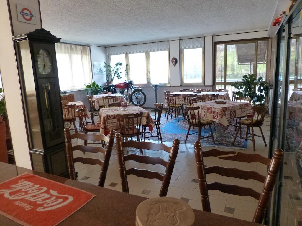 Hotel Beau Sejour Giampietro Andrea Sarre Buitenkant foto